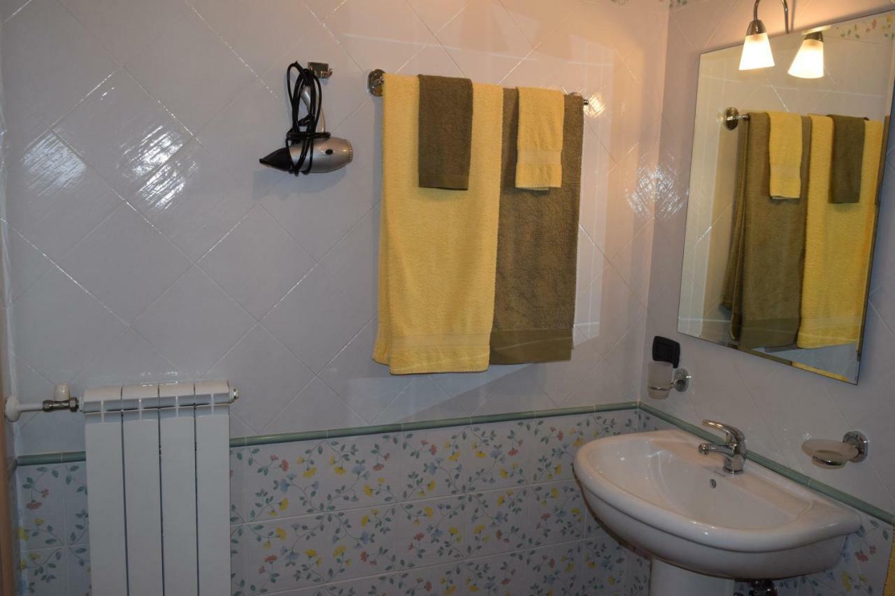 Bed &Breakfast Pinetamare Panzió Castel Volturno Kültér fotó